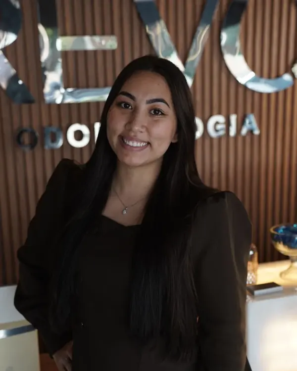 Jaqueline da Revo Odontologia